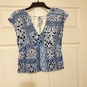 Old Navy Blue and White Patterned Blouse